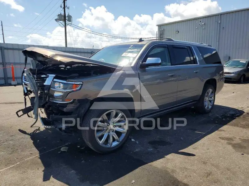 2017 Chevrolet Suburan photo
