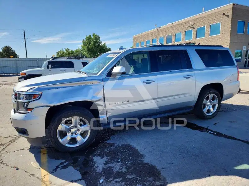 2017 Chevrolet Suburan фото