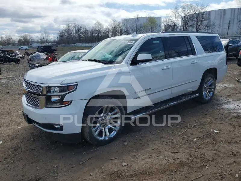 2017 Chevrolet Suburan photo