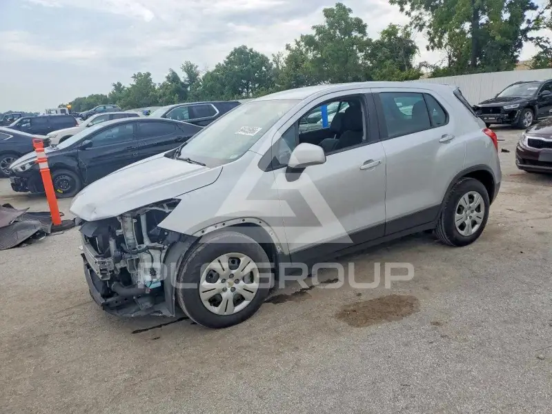 2017 Chevrolet TRAX photo