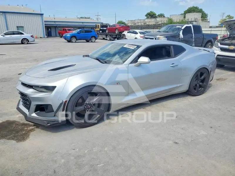 2017 Chevrolet Camaro фото
