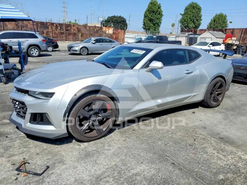 2017 Chevrolet Camaro photo