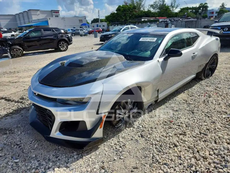 2017 Chevrolet Camaro фото
