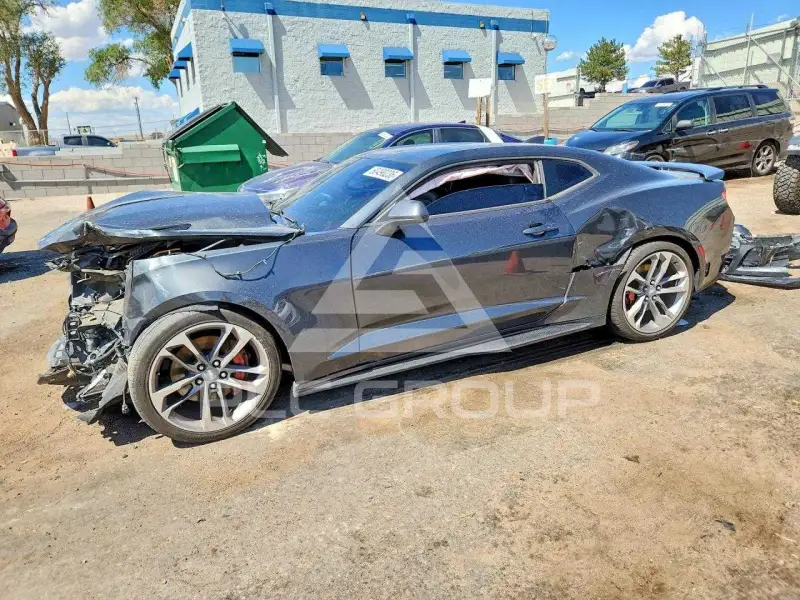 2017 Chevrolet Camaro photo