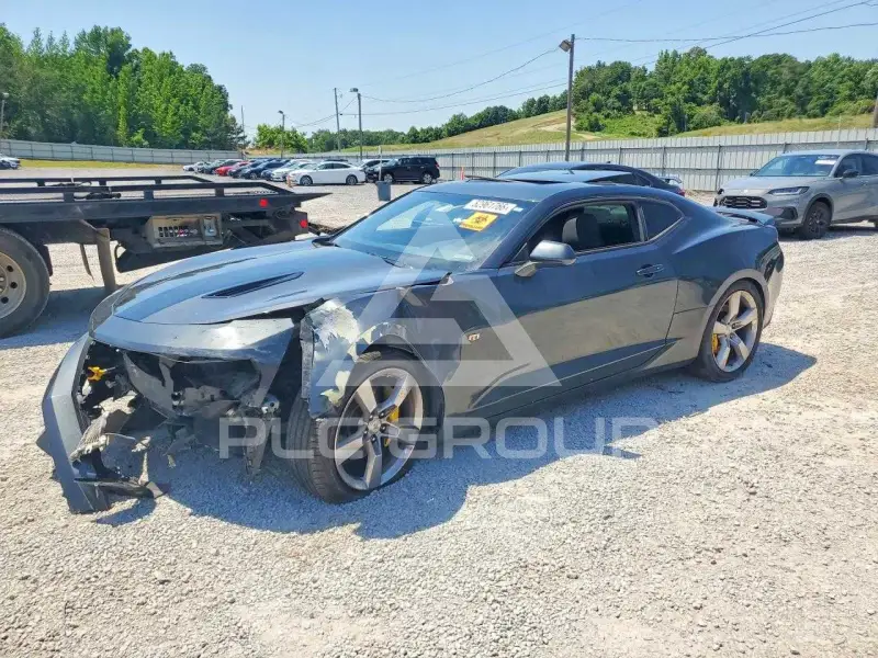 2017 Chevrolet Camaro фото