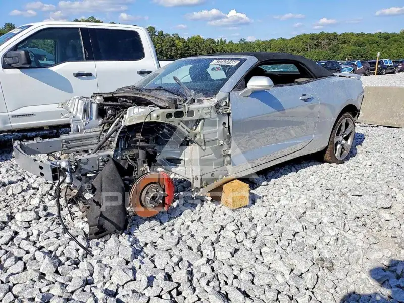 2017 Chevrolet Camaro photo