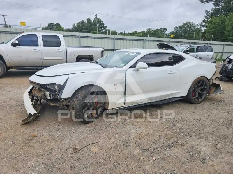 2017 Chevrolet Camaro фото