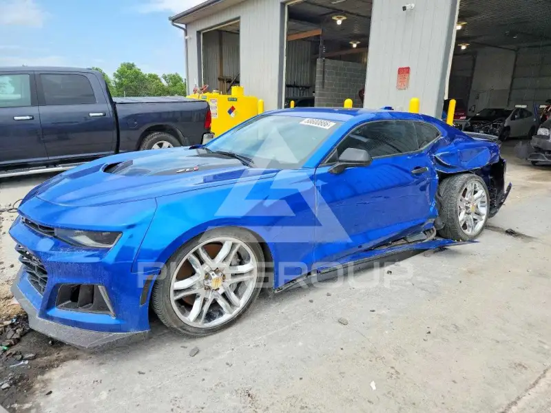2017 Chevrolet Camaro фото