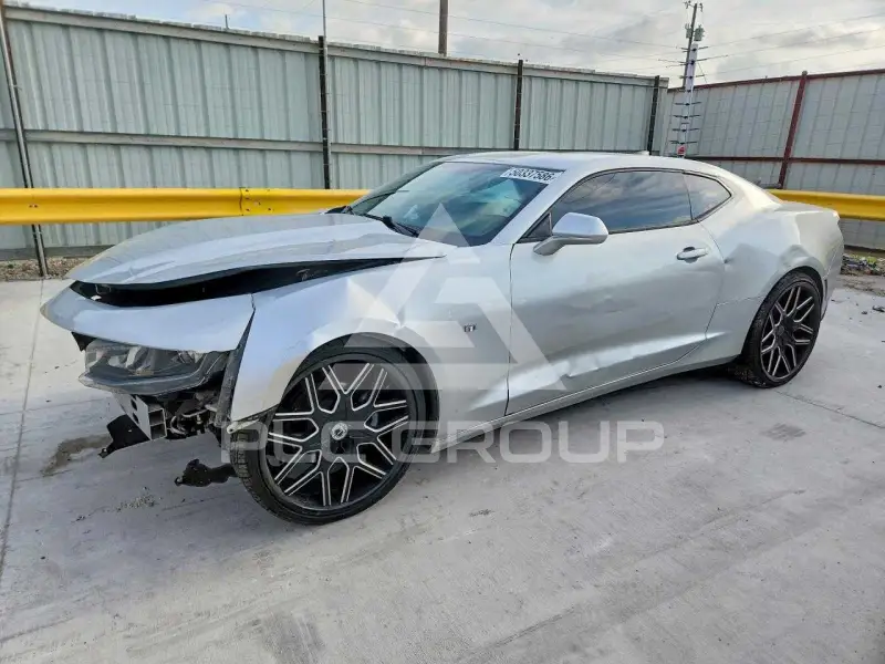 2017 Chevrolet Camaro фото