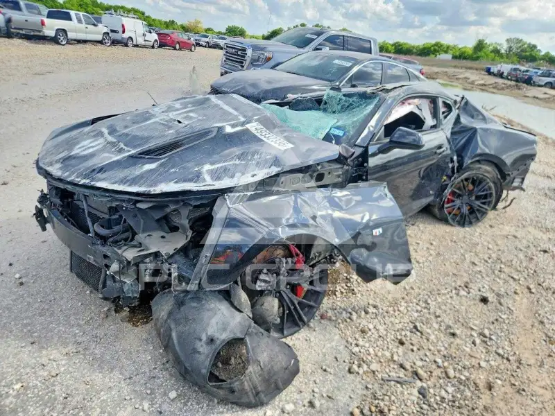 2017 Chevrolet Camaro фото
