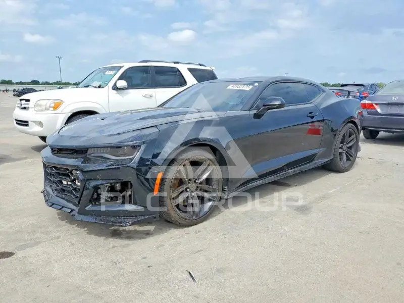 2017 Chevrolet Camaro фото