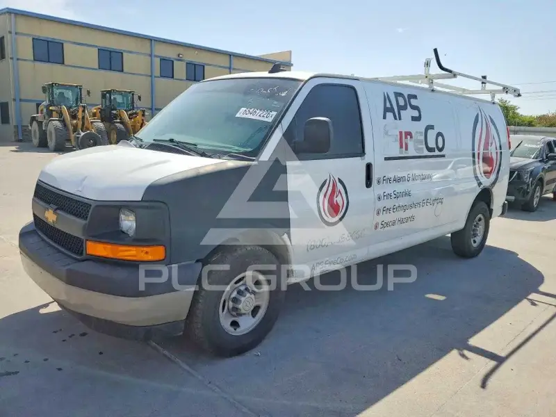 2017 Chevrolet Express фото