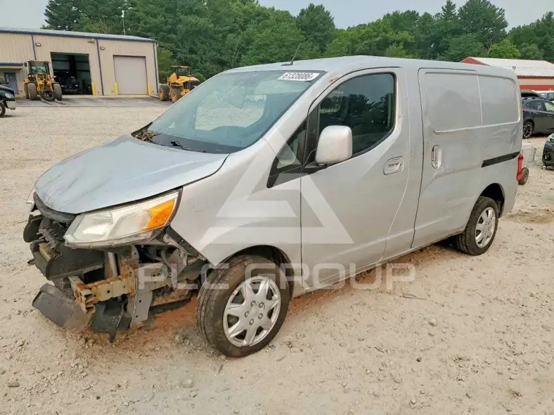 2017 Chevrolet Express photo