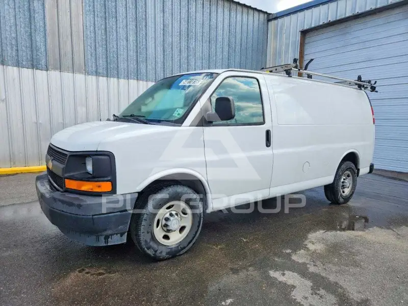 2017 Chevrolet Express фото