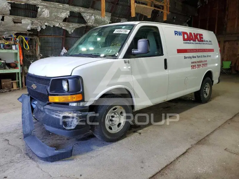 2017 Chevrolet Express photo