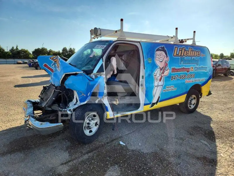 2017 Chevrolet Express фото