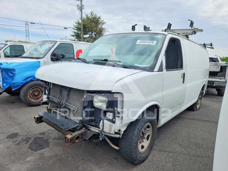 2017 Chevrolet Express фото