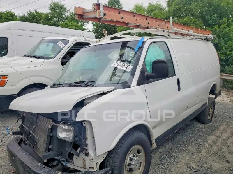 2017 Chevrolet Express фото
