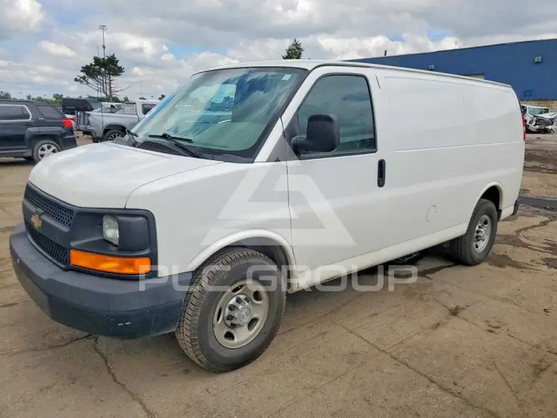 2017 Chevrolet Express фото