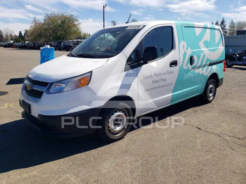 2017 Chevrolet Express photo