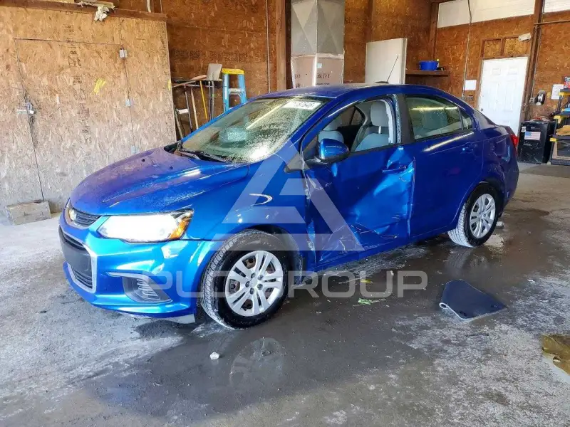 2017 Chevrolet Sonic photo