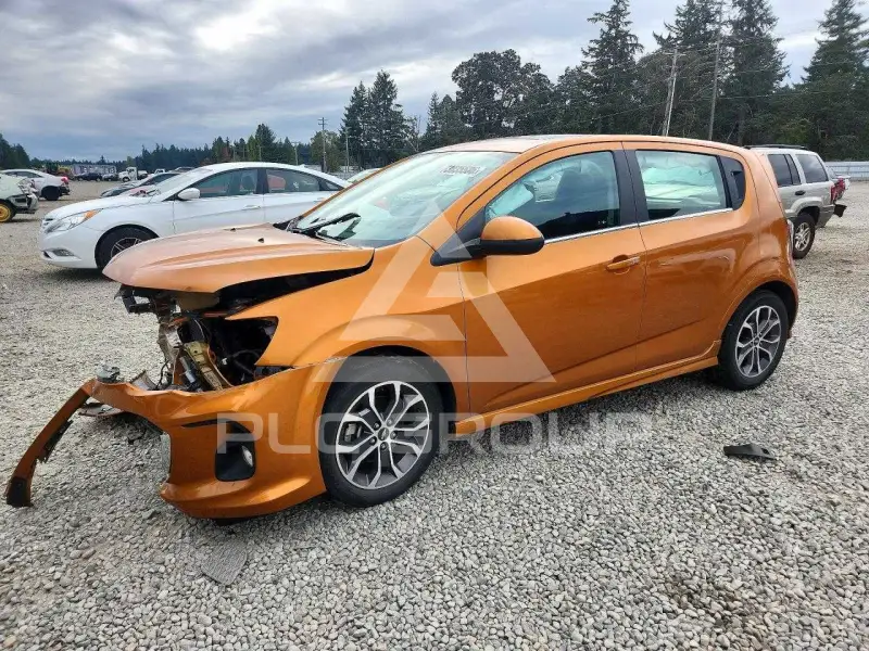 2017 Chevrolet Sonic photo