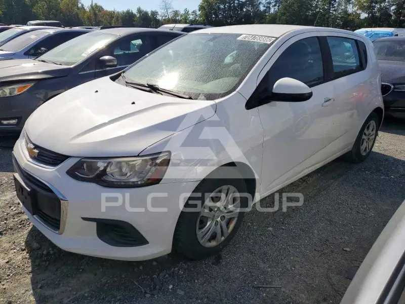 2017 Chevrolet Sonic фото
