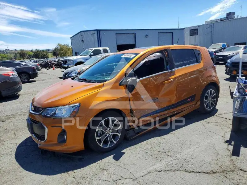 2017 Chevrolet Sonic фото