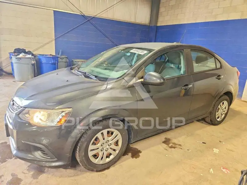 2017 Chevrolet Sonic photo