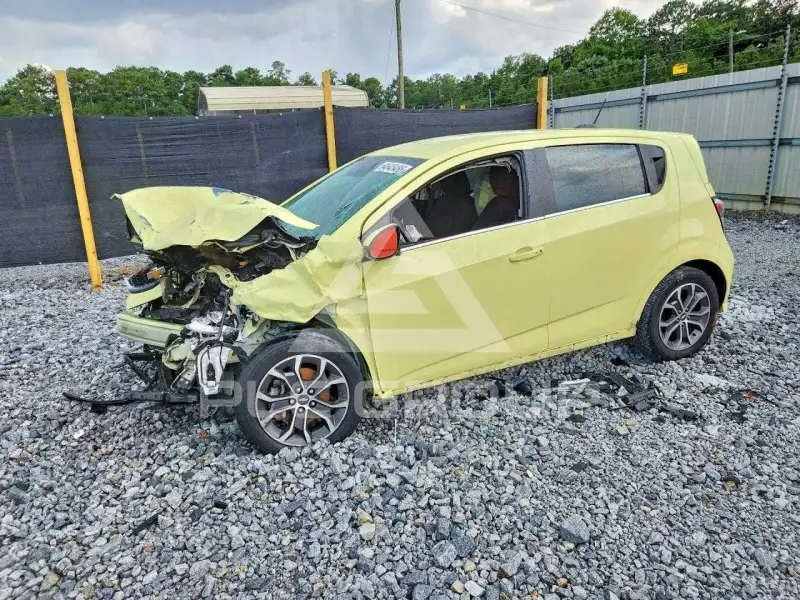 2017 Chevrolet Sonic фото