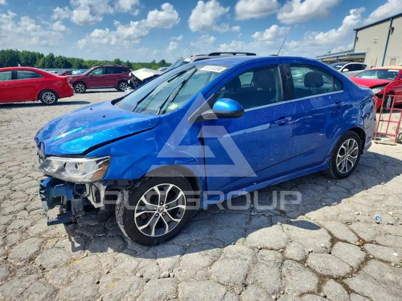 2017 Chevrolet Sonic photo