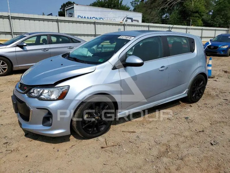2017 Chevrolet Sonic photo