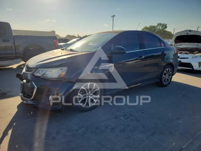 2017 Chevrolet Sonic фото