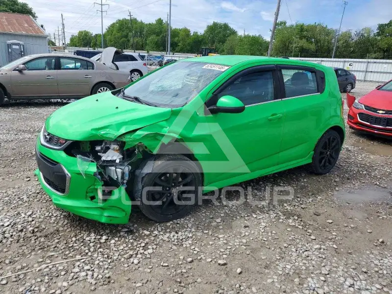 2017 Chevrolet Sonic photo