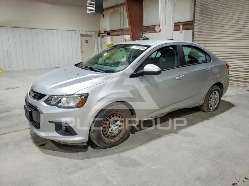 2017 Chevrolet Sonic photo