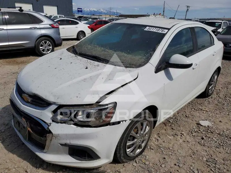2017 Chevrolet Sonic фото