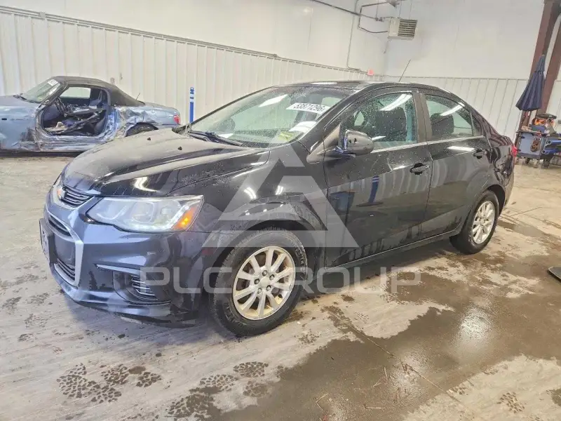 2017 Chevrolet Sonic photo