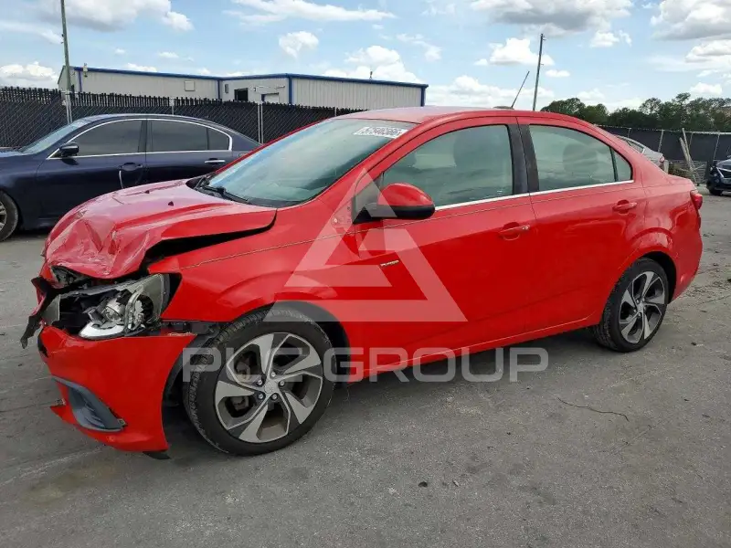 2017 Chevrolet Sonic фото