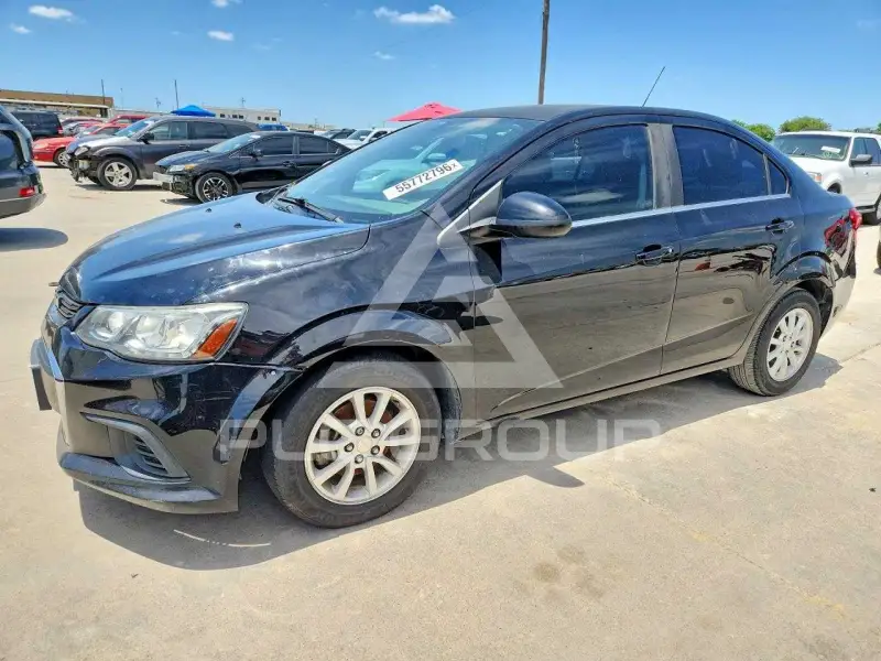 2017 Chevrolet Sonic фото