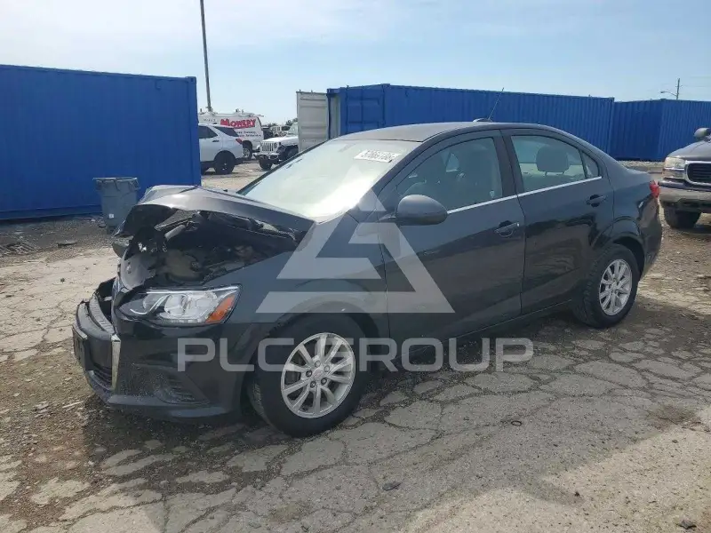 2017 Chevrolet Sonic фото