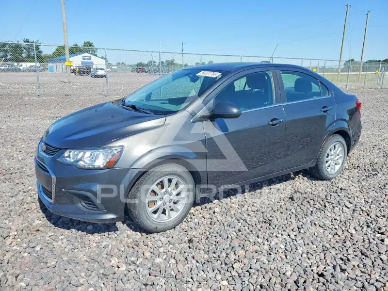 2017 Chevrolet Sonic фото