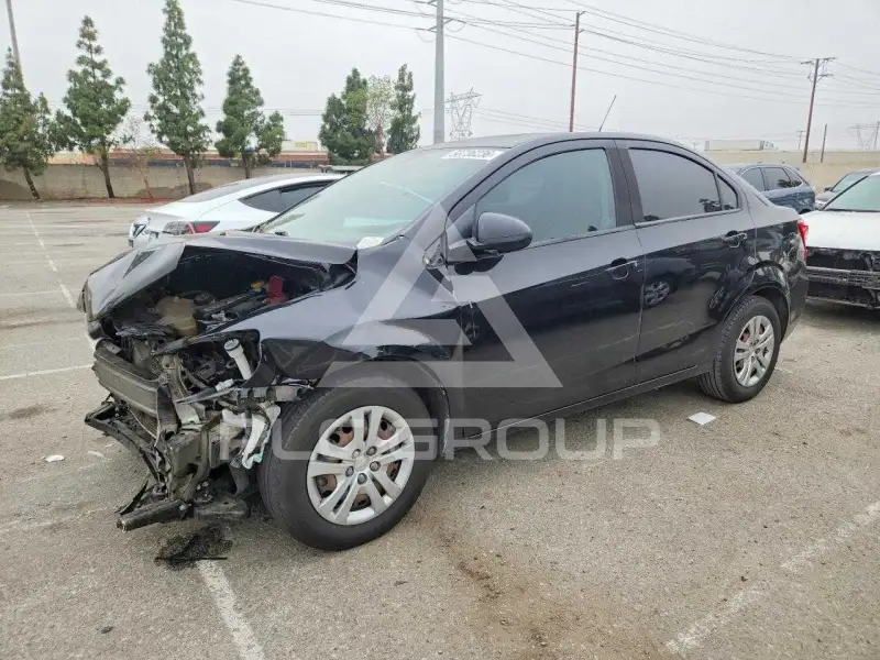 2017 Chevrolet Sonic фото