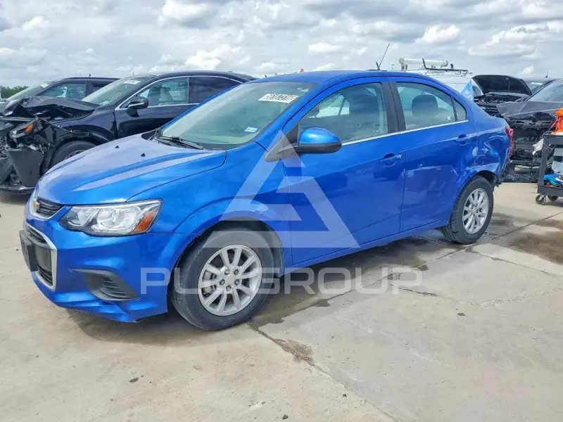 2017 Chevrolet Sonic фото