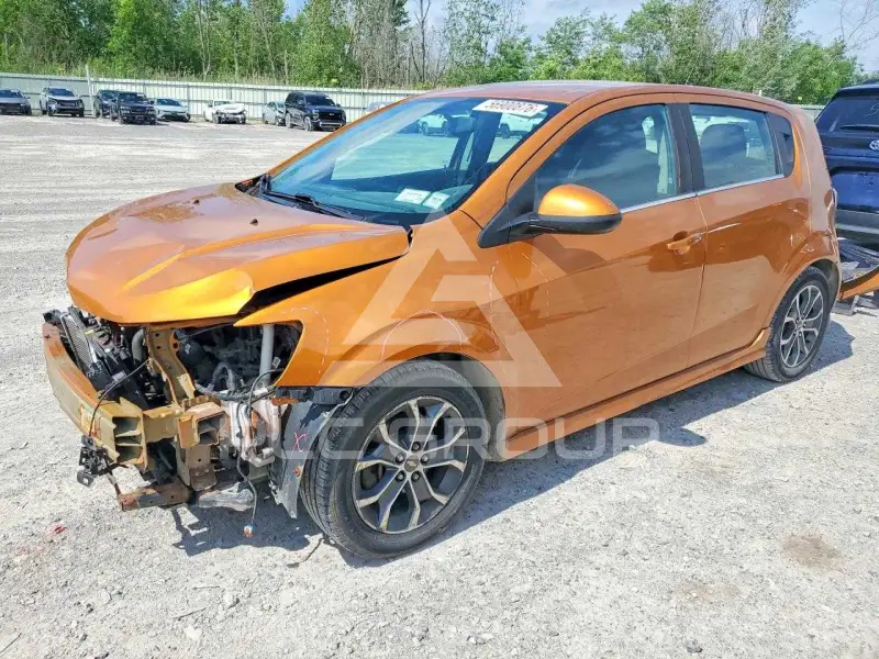 2017 Chevrolet Sonic photo