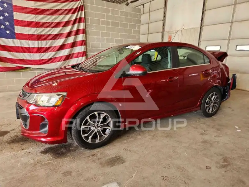 2017 Chevrolet Sonic фото