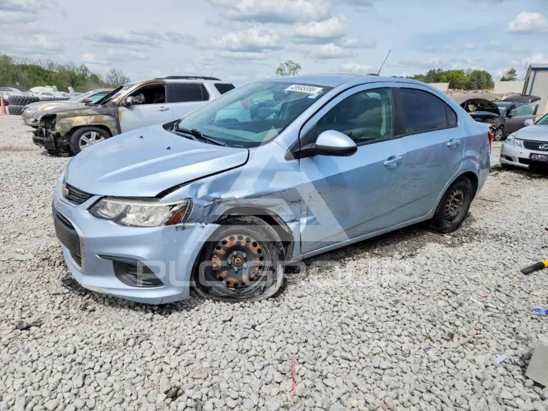 2017 Chevrolet Sonic фото