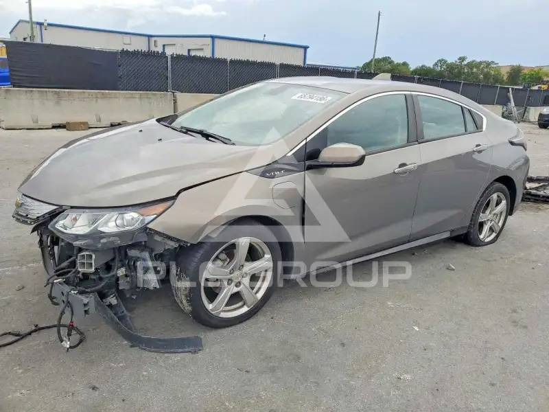 2017 Chevrolet Volt photo