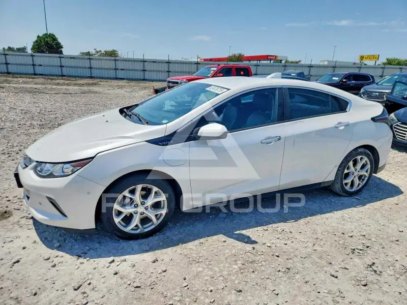 2017 Chevrolet Volt photo