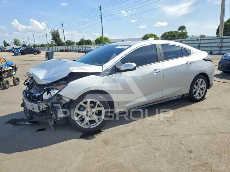 2017 Chevrolet Volt фото