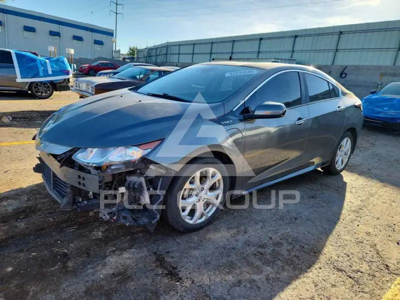 2017 Chevrolet Volt photo